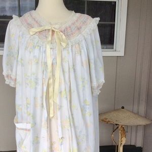Vintage Barbizon Cotton Lacy Peignoir Set